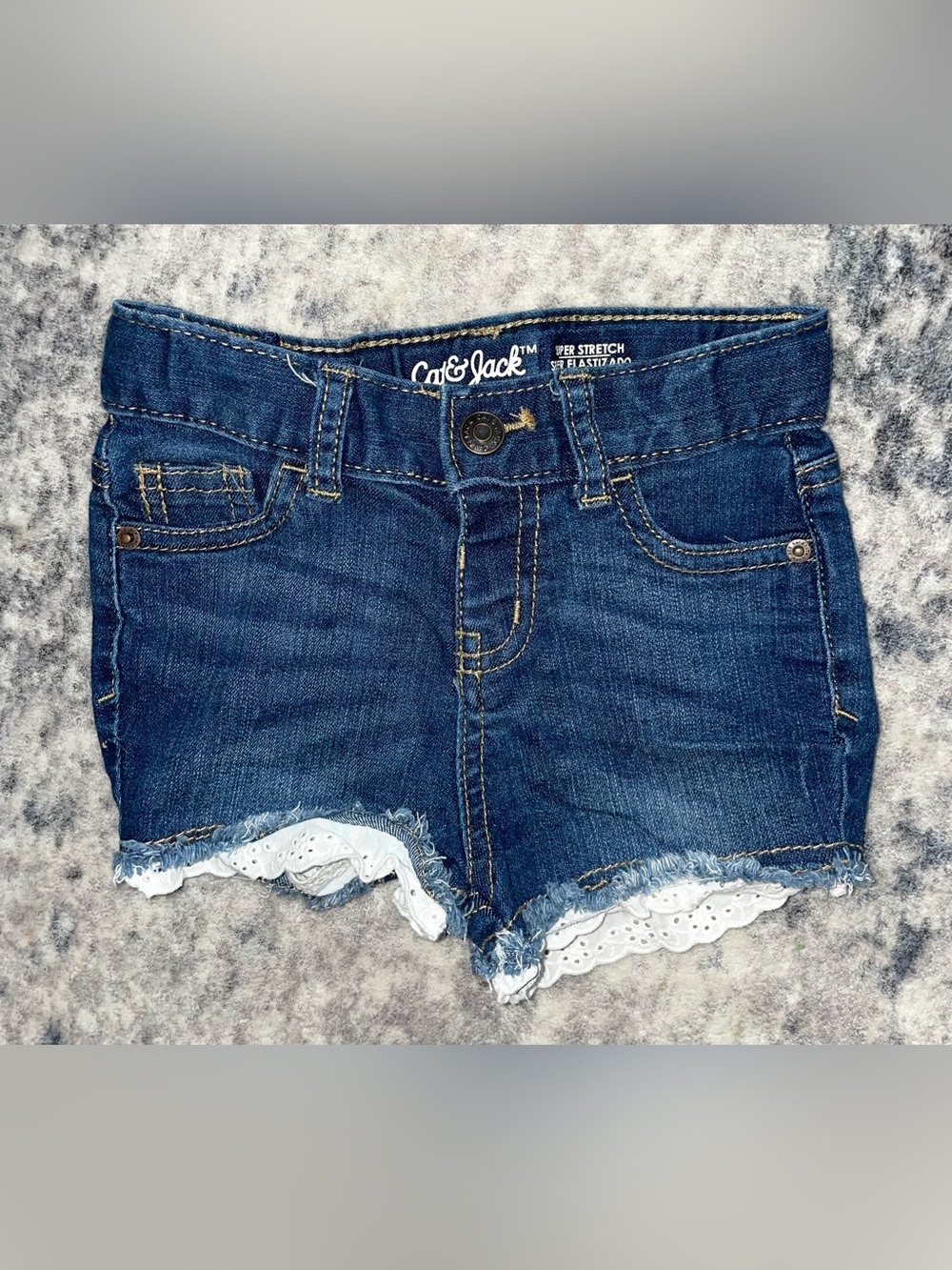 Cat & Jack denim shorts size 18 months - Picture 1 of 4